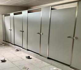 天津衛生間隔斷安裝